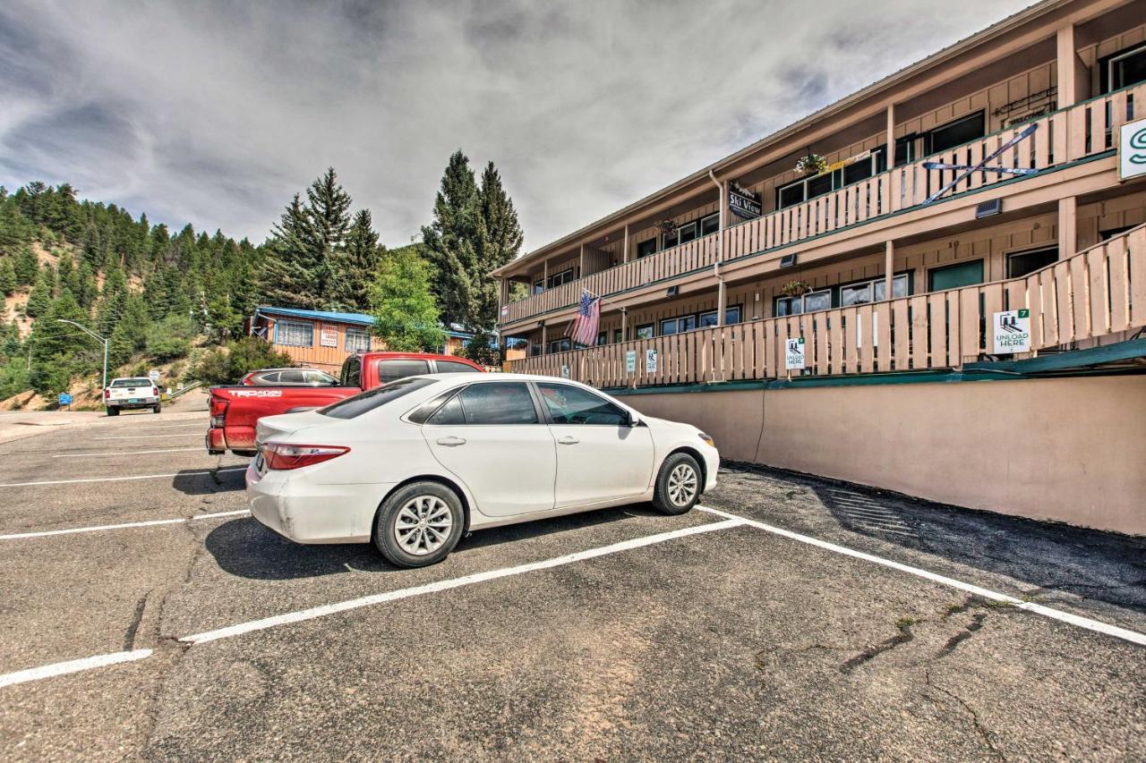 Main St Red River Ski Condo With Mountain View! المظهر الخارجي الصورة